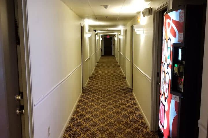 Ballroom/Hall 41 of 47