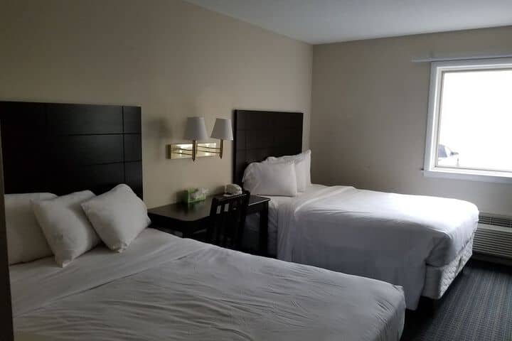 Room 8 of 47