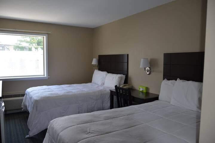 Room 6 of 47